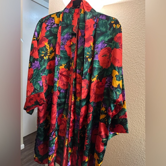 Victoria's Secret Other - 3 sets Victoria’s Secret Vintage Gold Label Robe & Slip Dress Set Sz L (6pc)